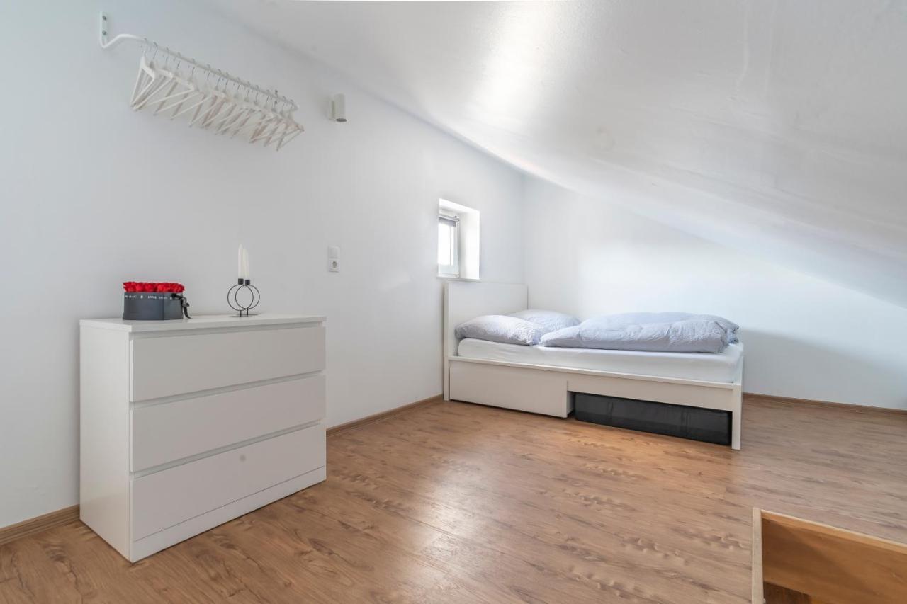 Stylish 2 Room Maisonette Hannover - Contactless Check-In ภายนอก รูปภาพ